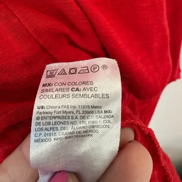 White House Black Market Red V Neck T-Shirt.  Size M. Preowned. - Picture 7 of 7